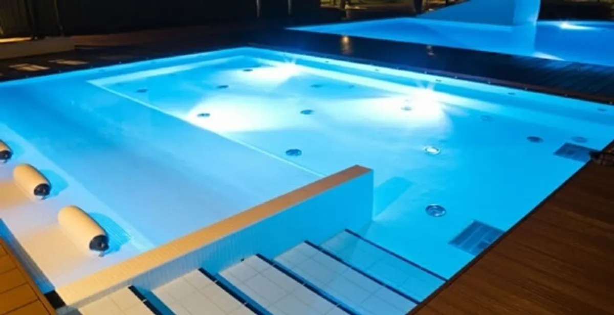 pool light installation and repair services providing modern illuminated pool lighting in Olathe, KS